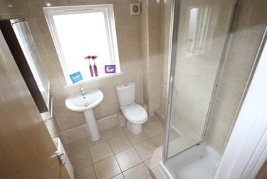 4 bed house, Broom walk, City centre, Sheffield, S37XE - Image 7